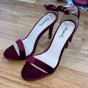 Velvet burgundy heeled sandals